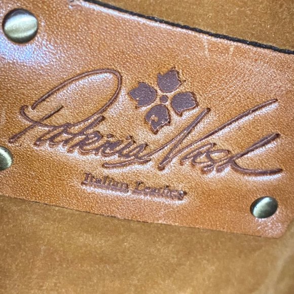 Patricia Nash Large Floral Hawaiian Print Purse Leather Pineapple Key Holder - Picture 7 of 16